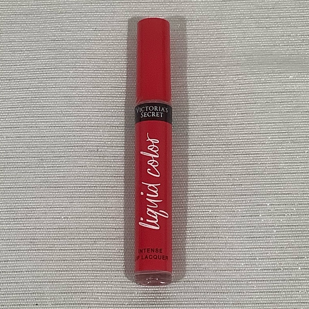 New Victoria’s Secret Liquid Color Intense Lip Lacquer - Naughty